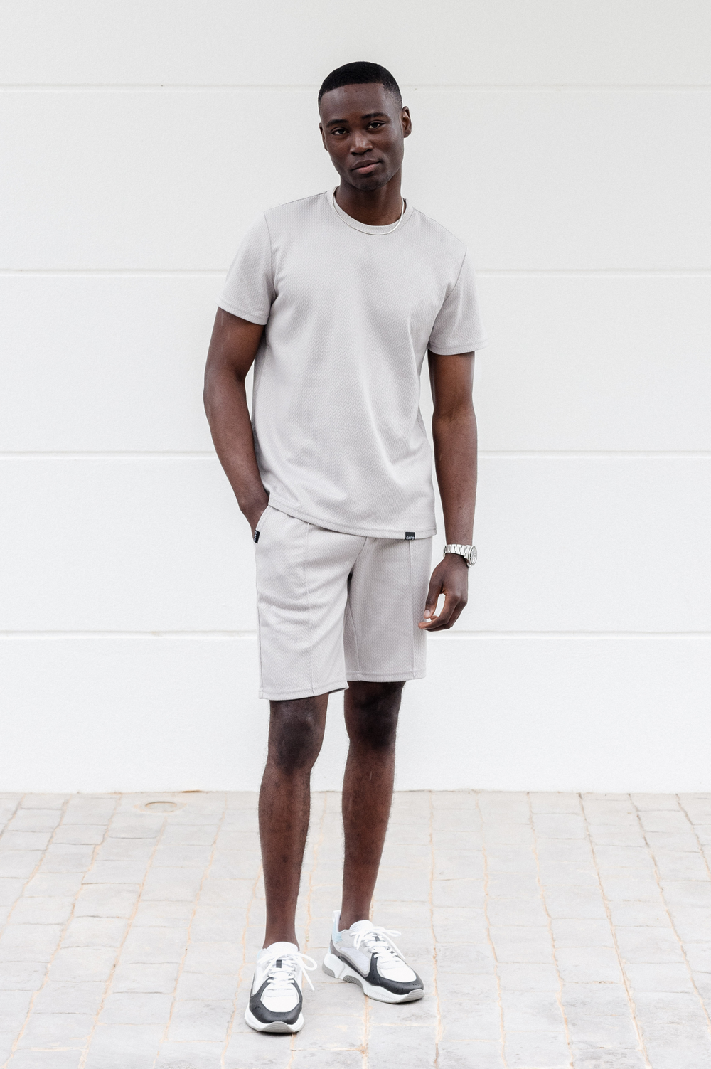 Capo TEXTURED BEAD T-Shirt - Grey