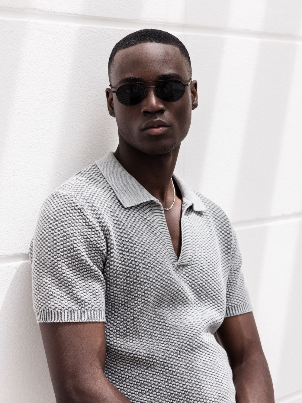 CAPO Oval Double Bridge Sunglasses - Black