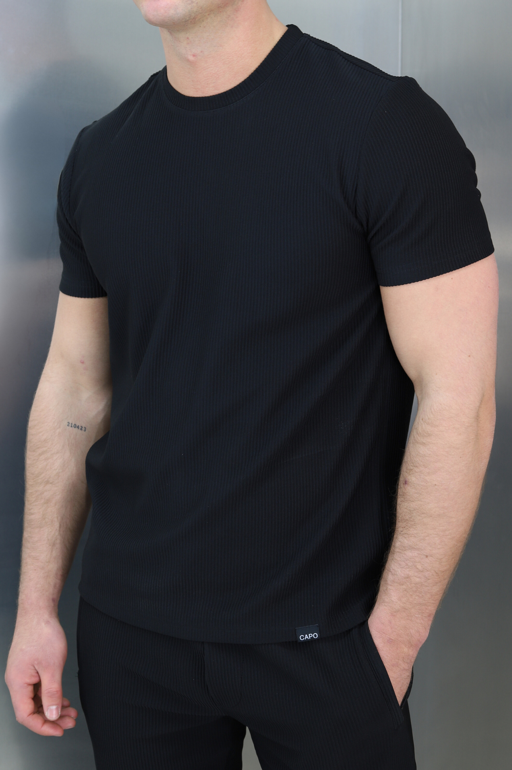Capo PLEAT T-Shirt - Black