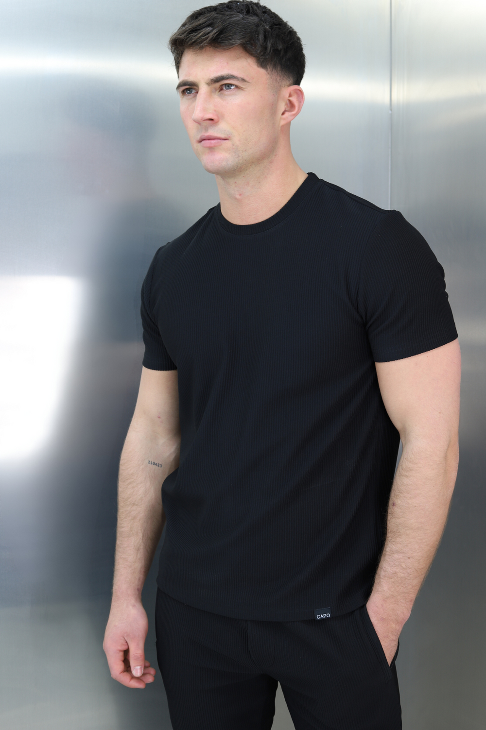 Capo PLEAT T-Shirt - Black