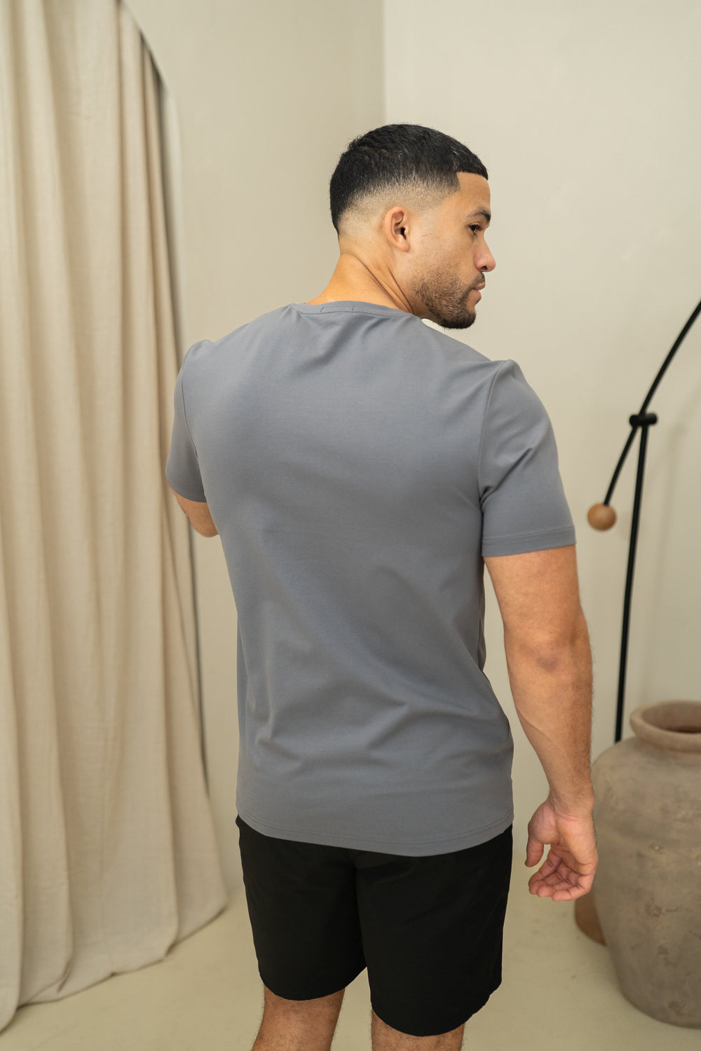 Capo Rundhals-T-Shirt aus Baumwolle für jeden Tag - Stein