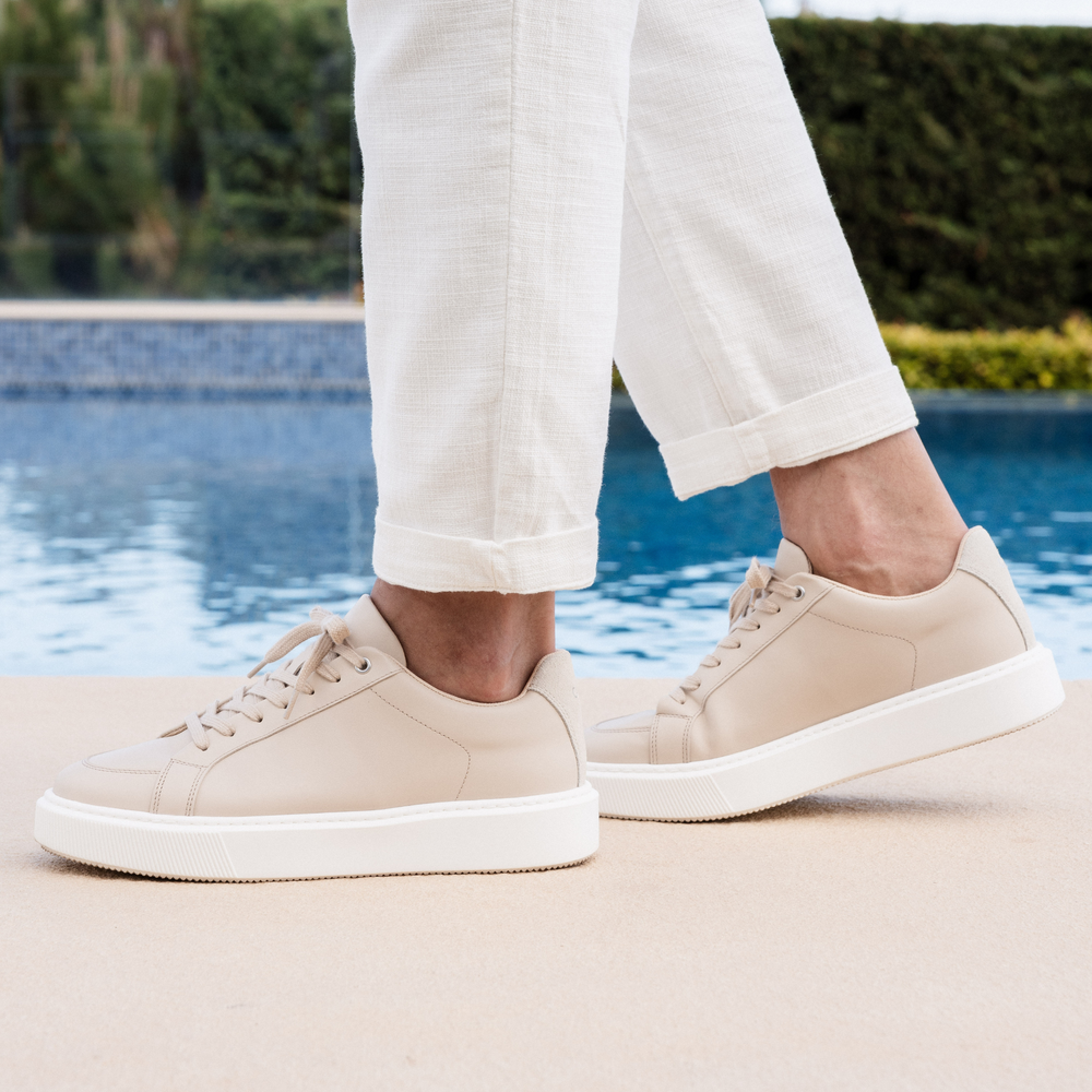 Capo ESSENTIAL Trainer - Stone/White