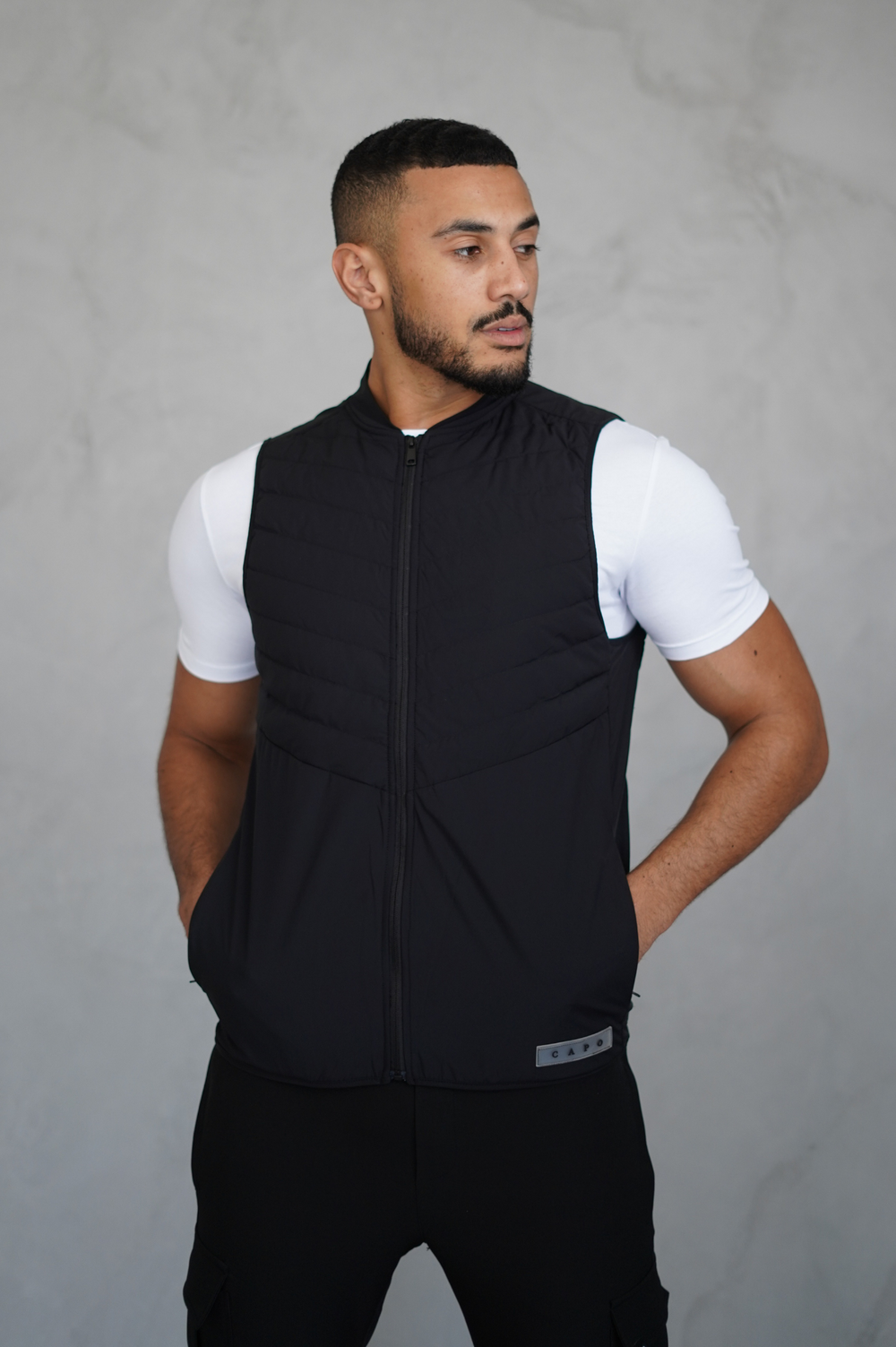 Capo HYBRID Gilet - Black