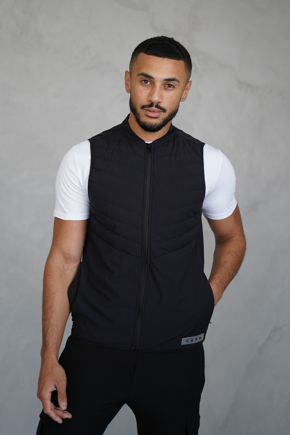 Capo HYBRID Gilet - Black