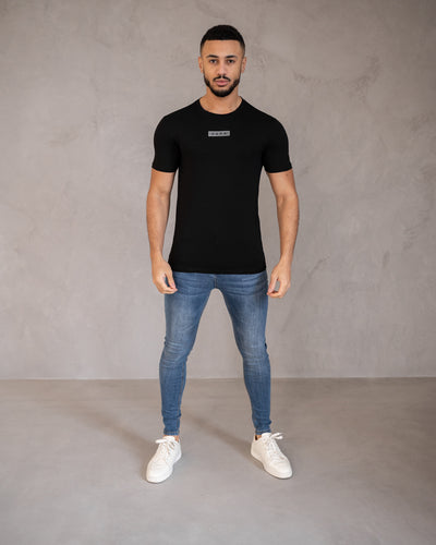 Capo ESSENTIAL T-Shirt - Black