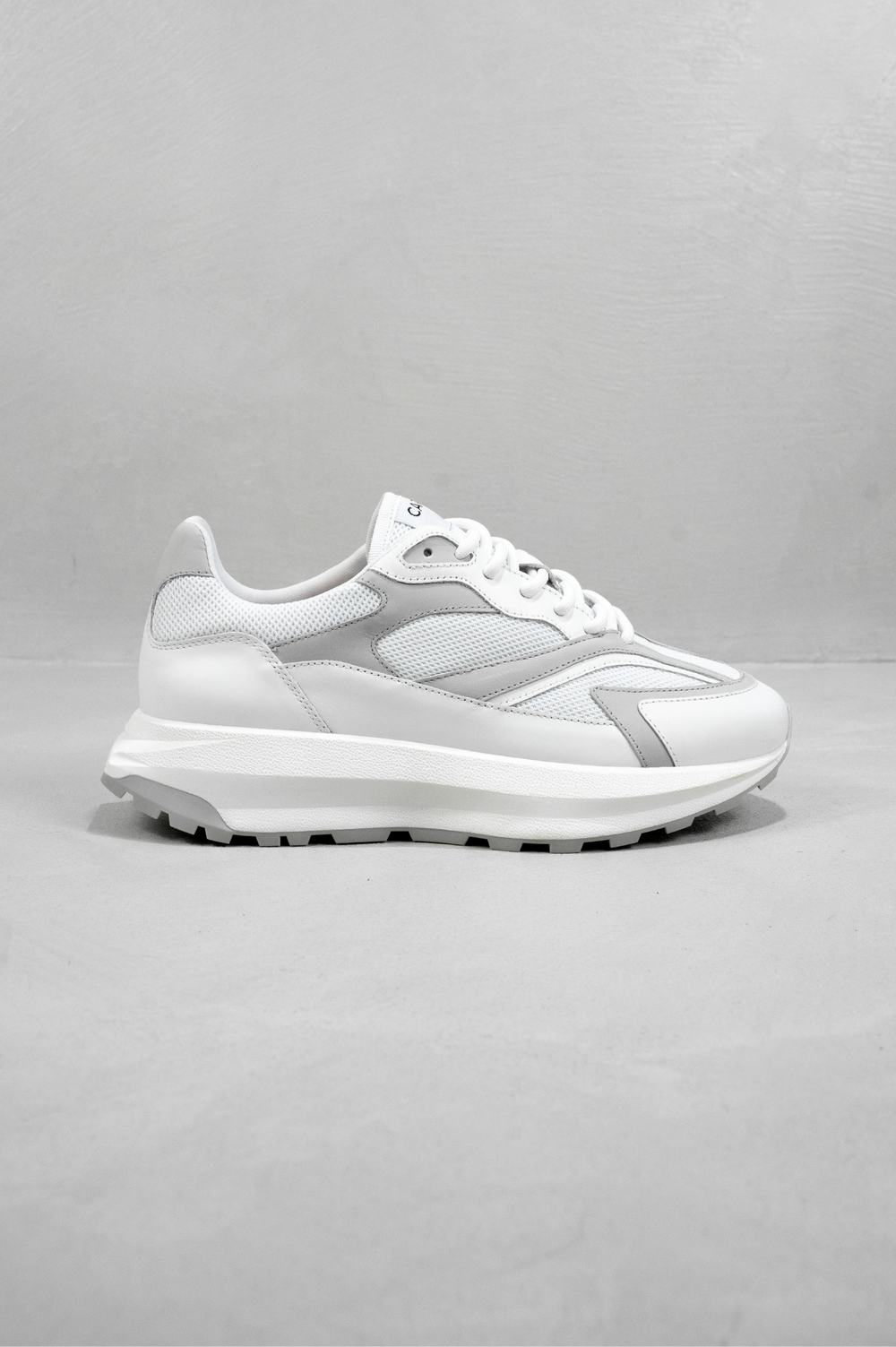 Capo OMNI Trainer - White/Light Grey