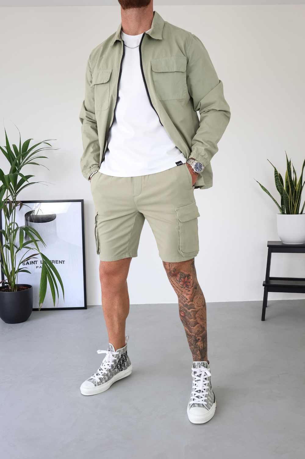 Olive shorts 2025 outfit mens