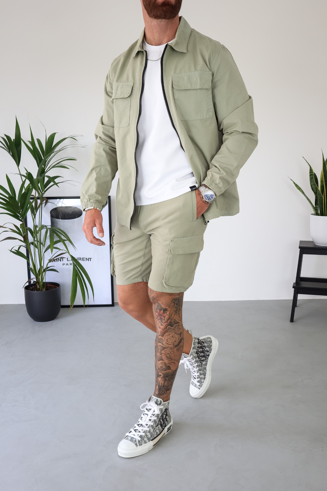 Olive green shorts outfit 2025 men