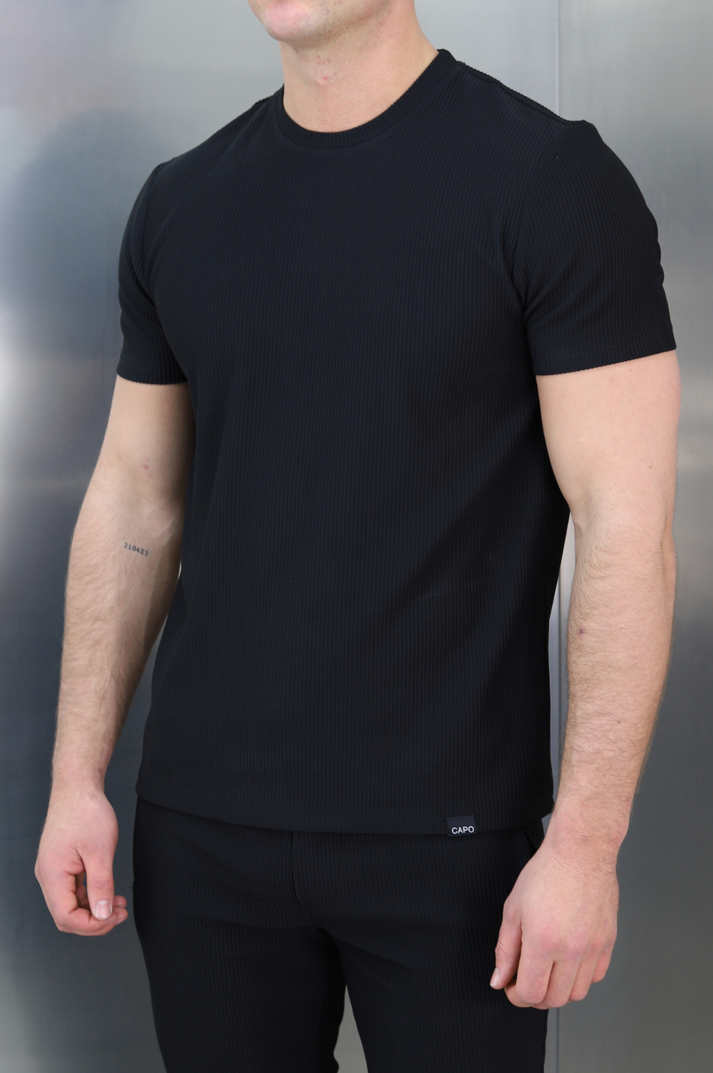 Capo PLEAT T-Shirt - Black