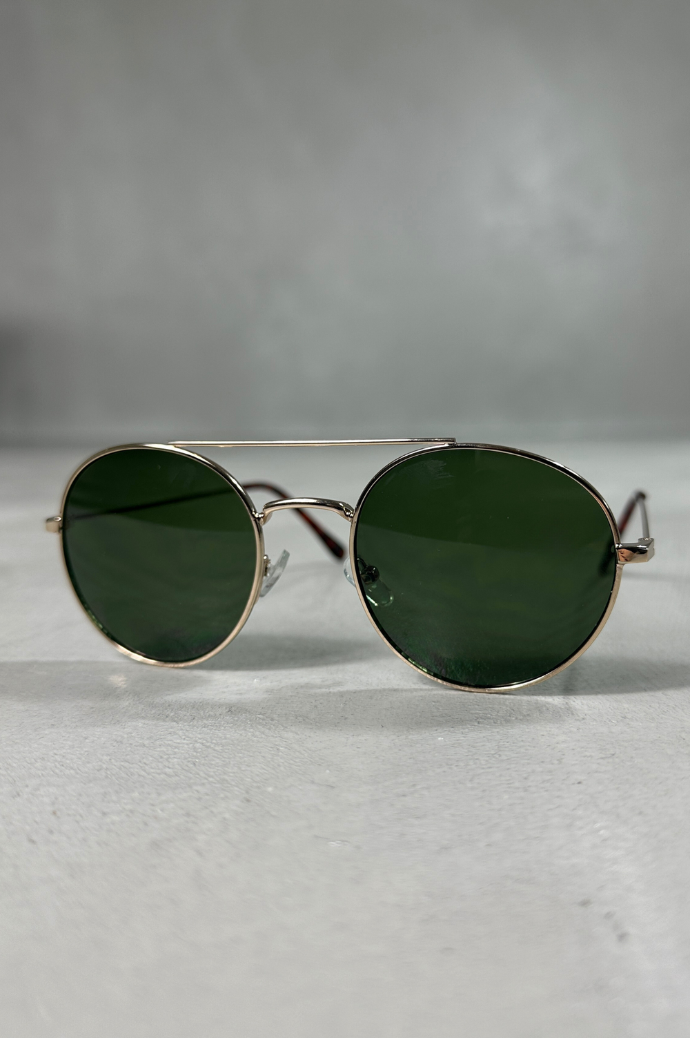 CAPO Round Double Bridge Sunglasses - Green/Gold