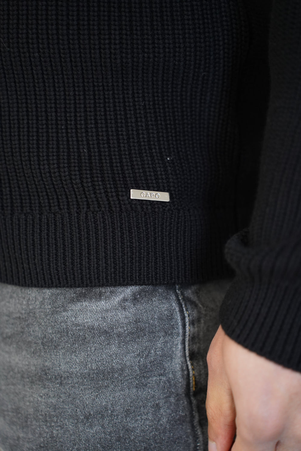 Capo Ribbed Full Zip Jumper - Black