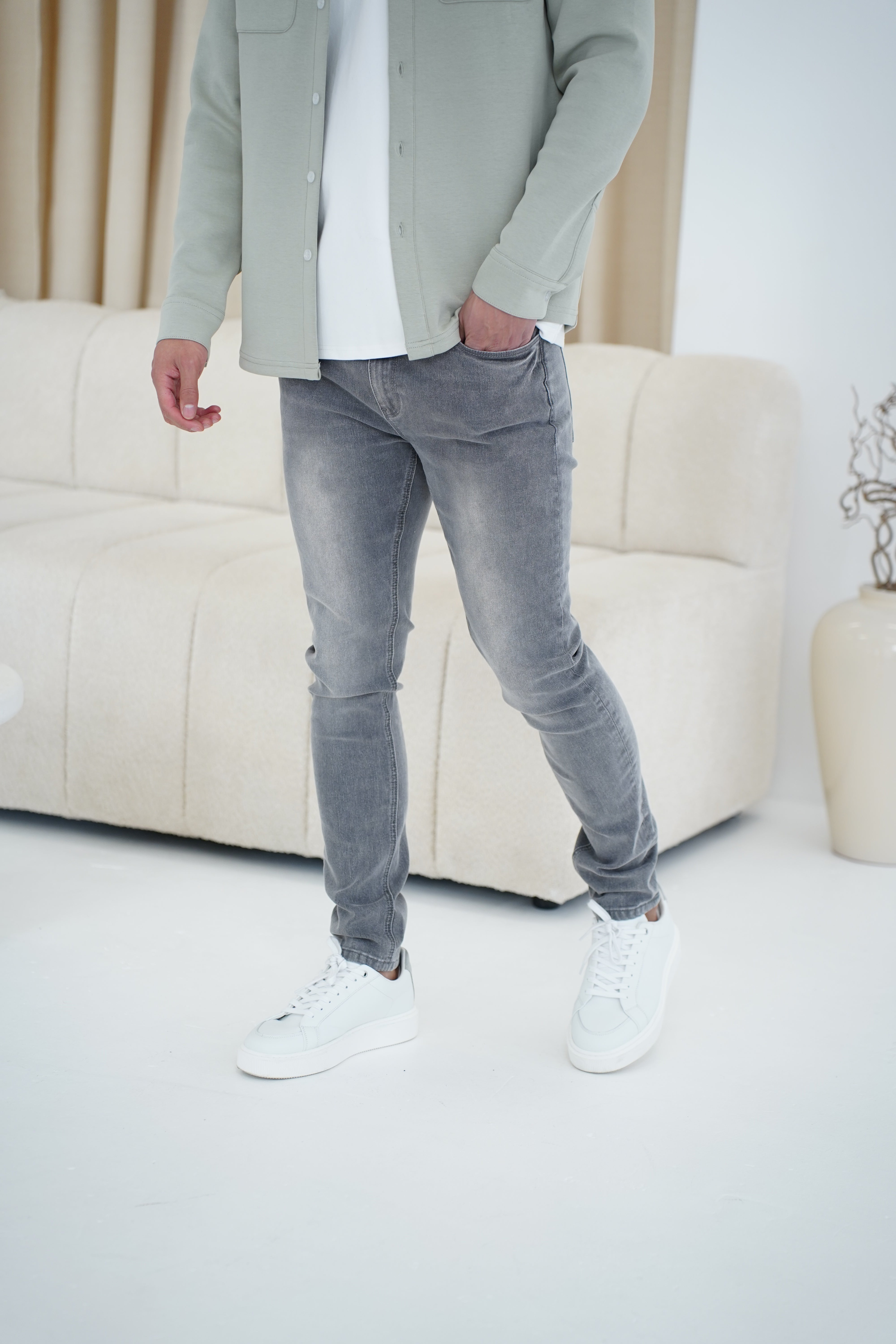 Capo Slim Fit Denim Jeans - Grey Wash