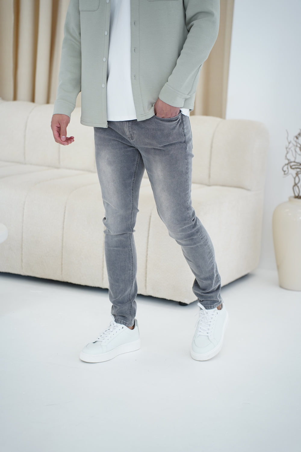 Capo Slim Fit Denim Jeans - Grey Wash