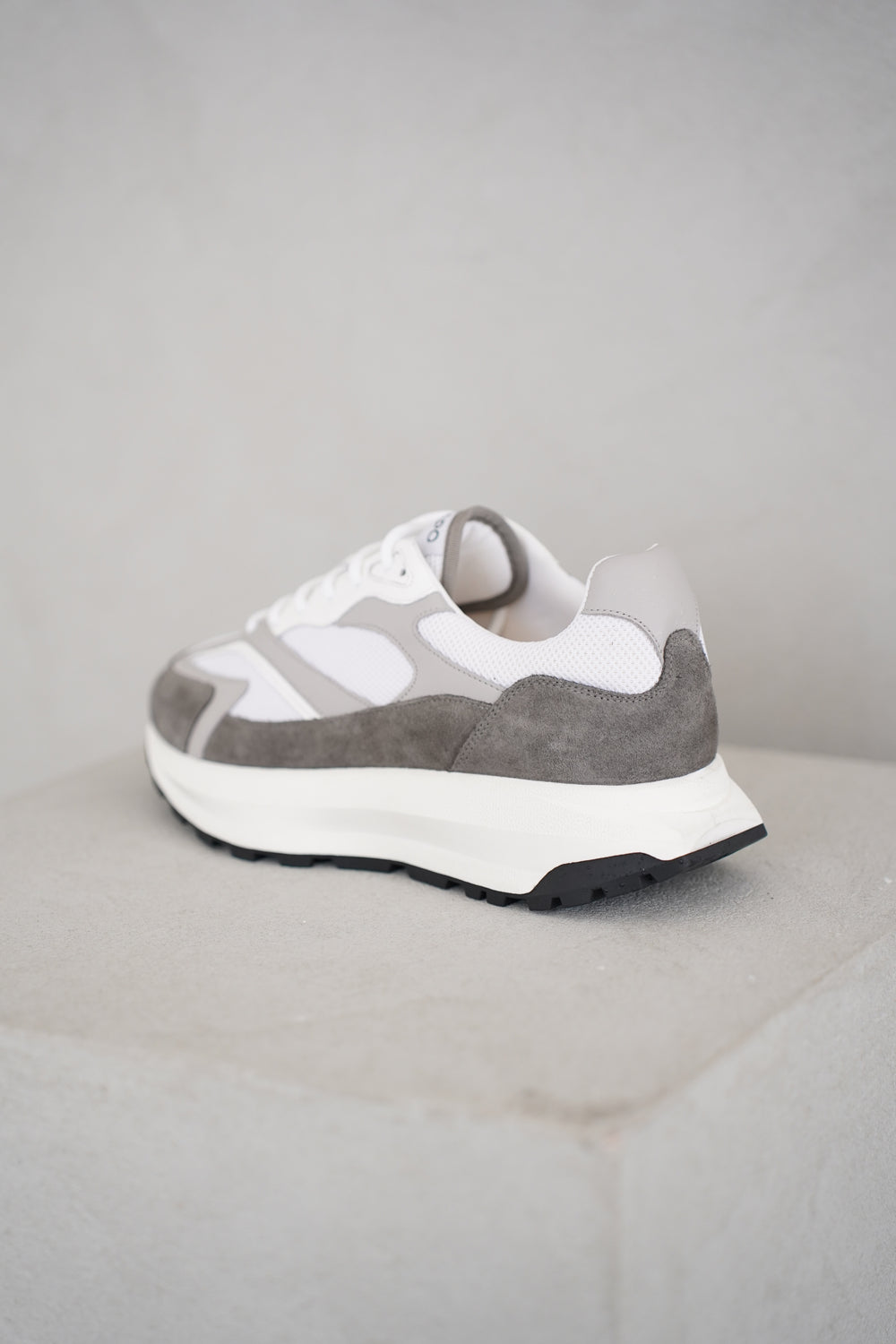 Capo Omni Trainer - Grey/White