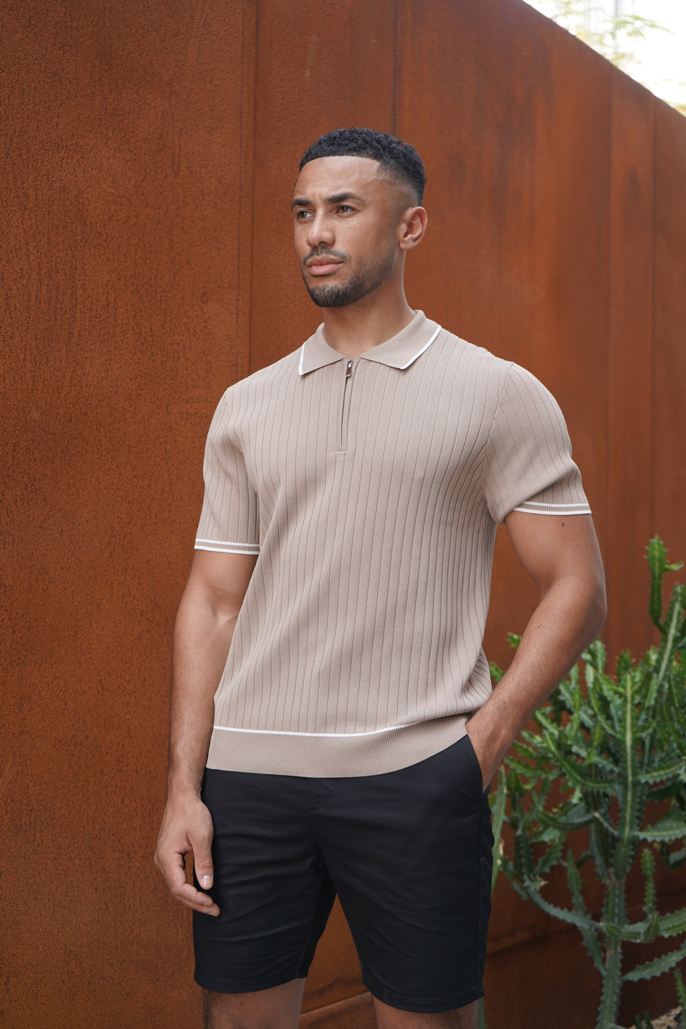 Capo Knitted Contrast Zip Up Polo Shirt - Stone
