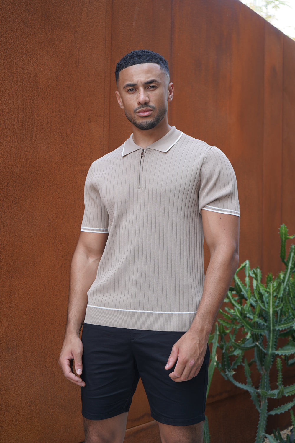 Capo Knitted Contrast Zip Up Polo Shirt - Stone