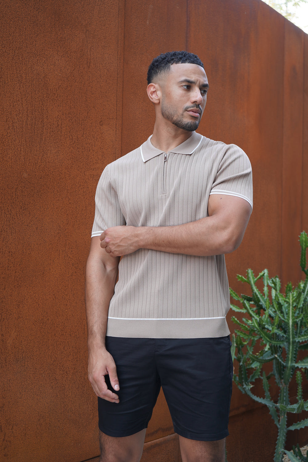 Capo Knitted Contrast Zip Up Polo Shirt - Stone