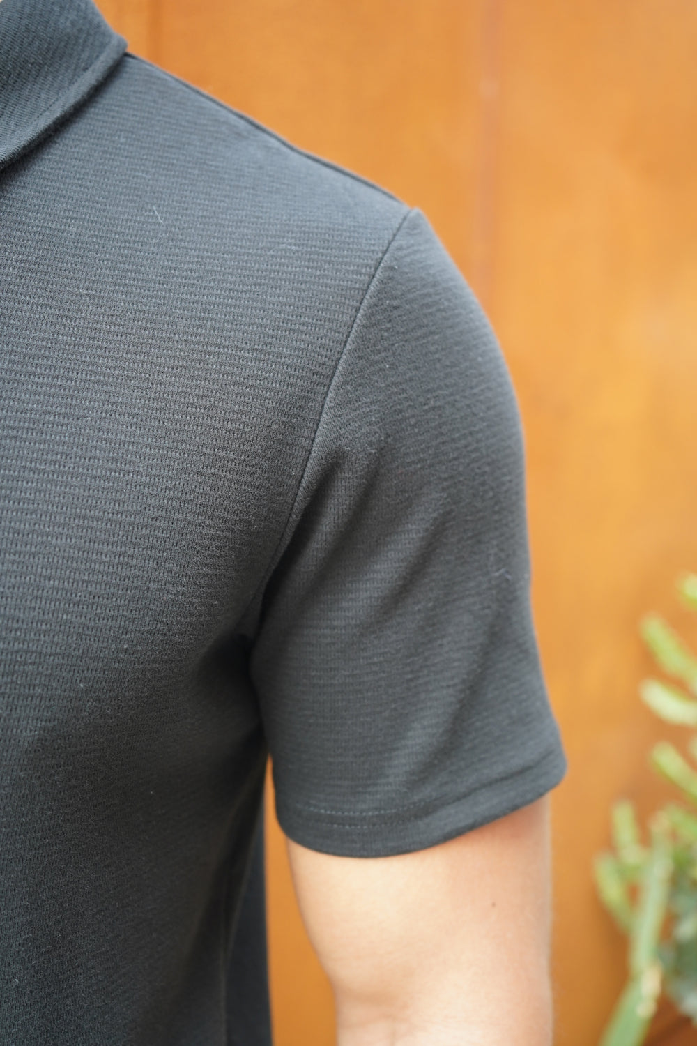 Capo Textured Zip Up Polo Shirt - Black