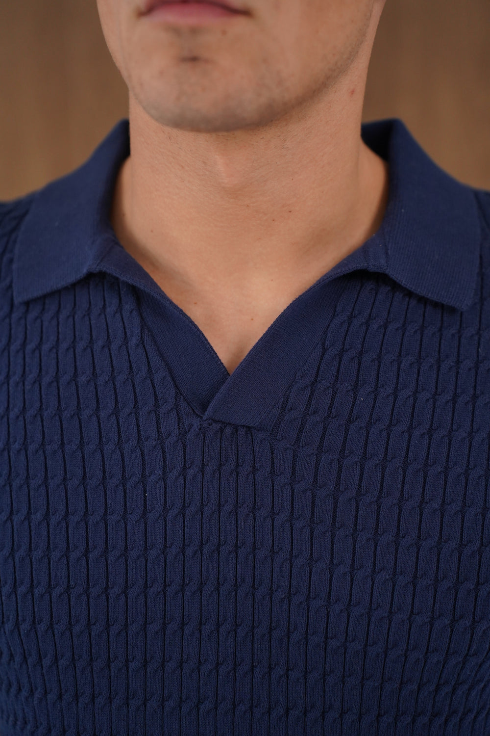 Capo Cable Twist Poloshirt mit offenem Kragen – Marineblau