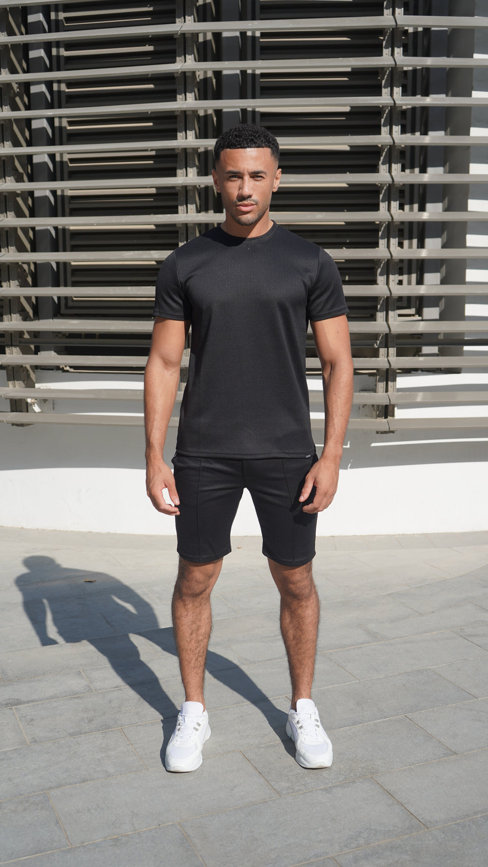 Capo TEXTURED BEAD T-Shirt - Black