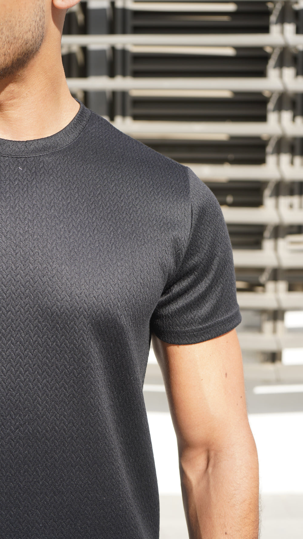 Capo TEXTURED BEAD T-Shirt - Black