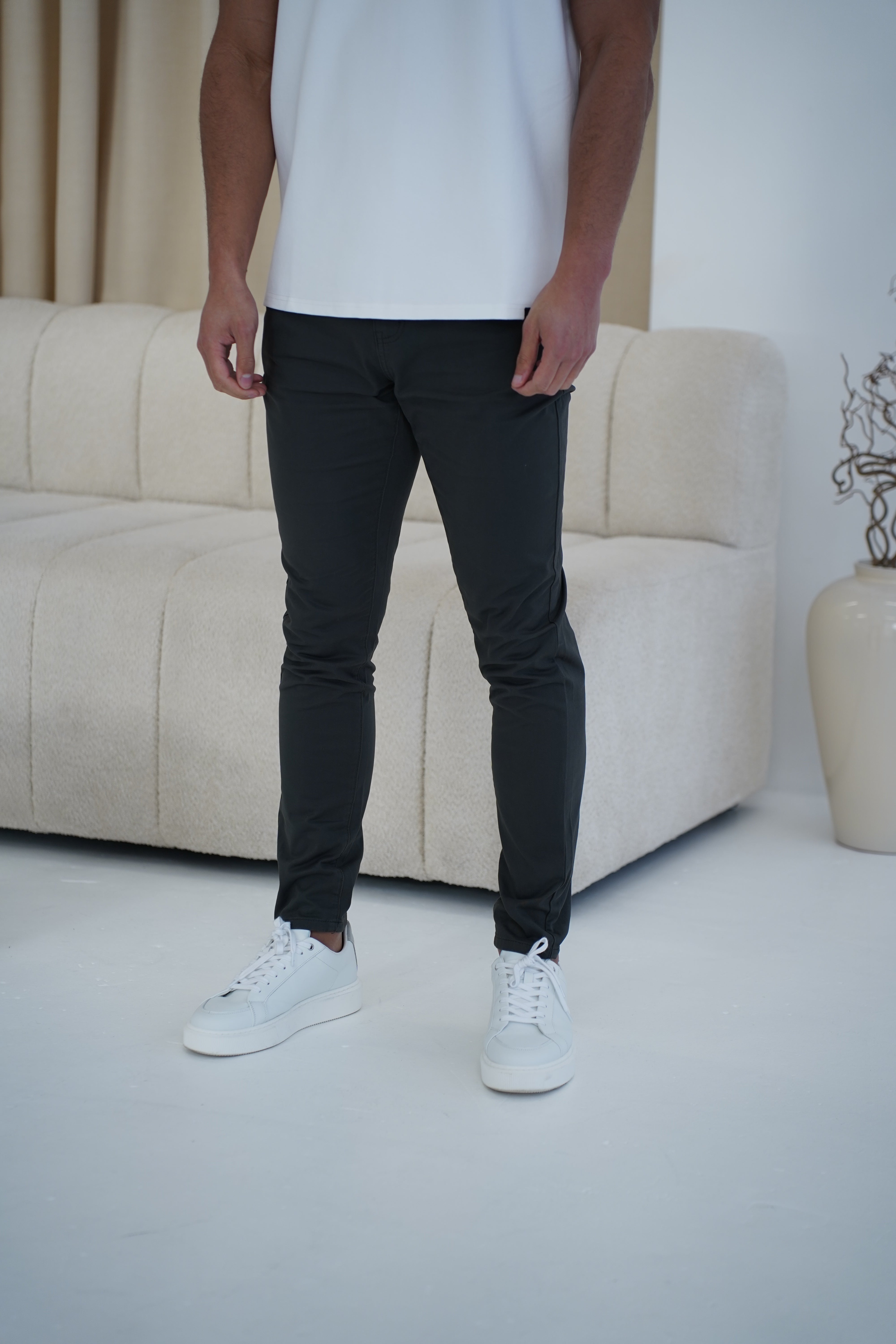 Capo CHINO Pant - Dark Grey