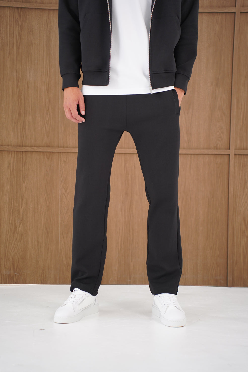 Capo Toby Straight Hem Jogger - Black