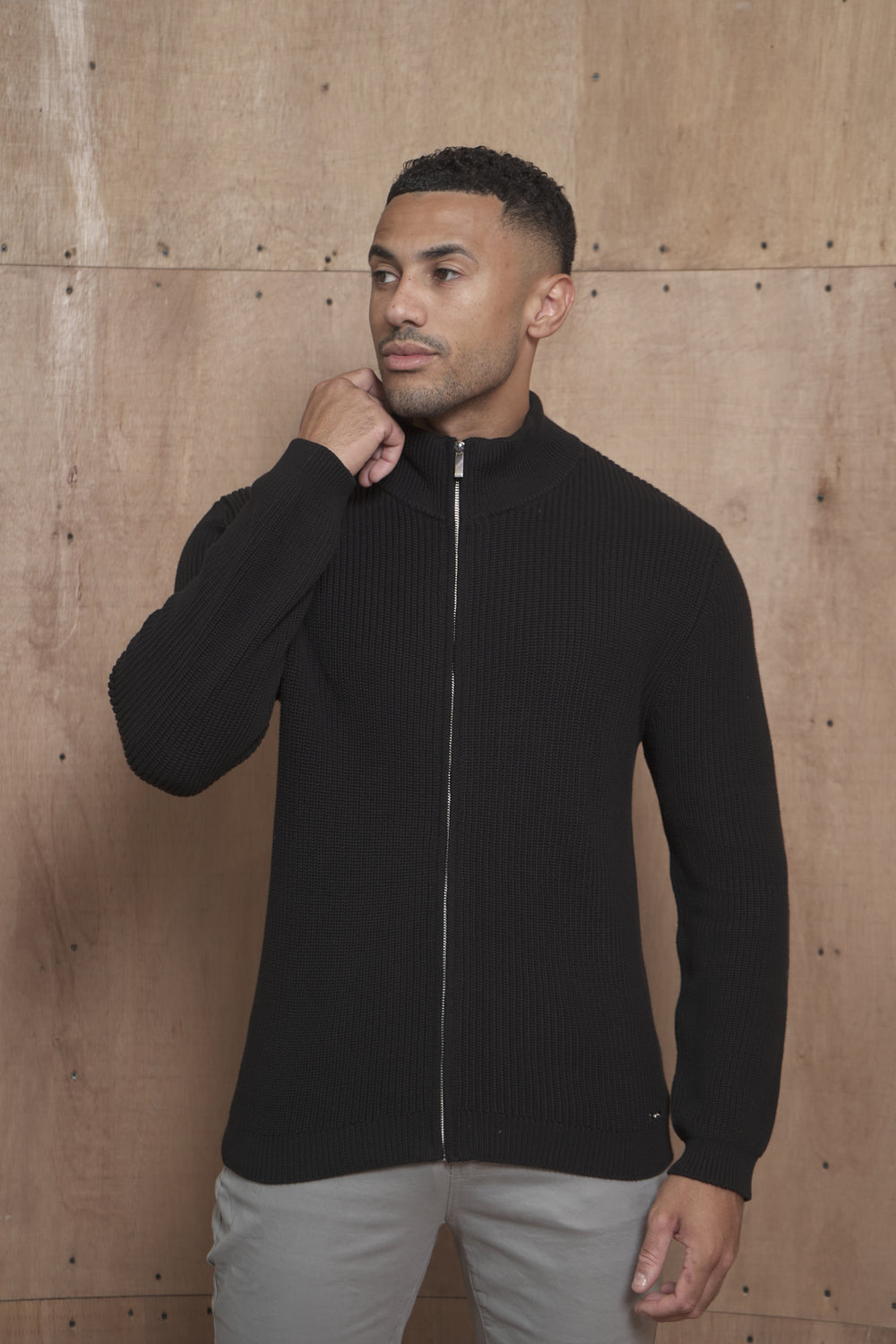 Capo Ribbed Full Zip Jumper - Black