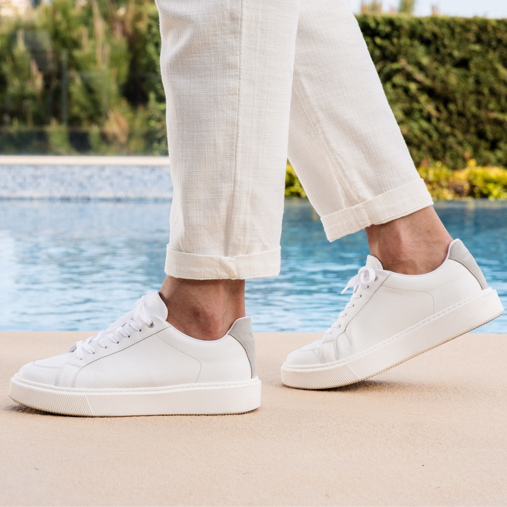 Capo ESSENTIAL Trainer White