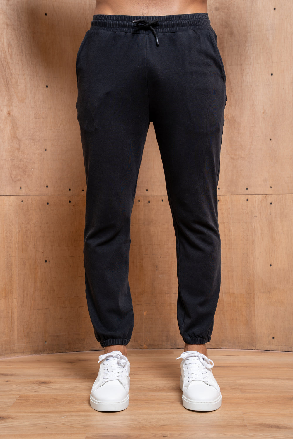 Capo Veluro Washed Joggers - Black