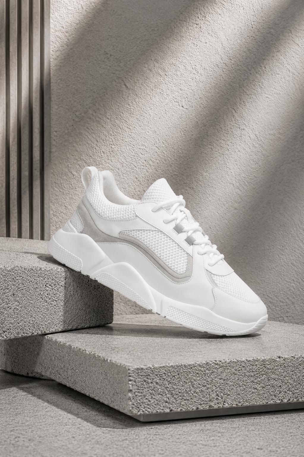 Capo RUNNER Trainer - Triple White