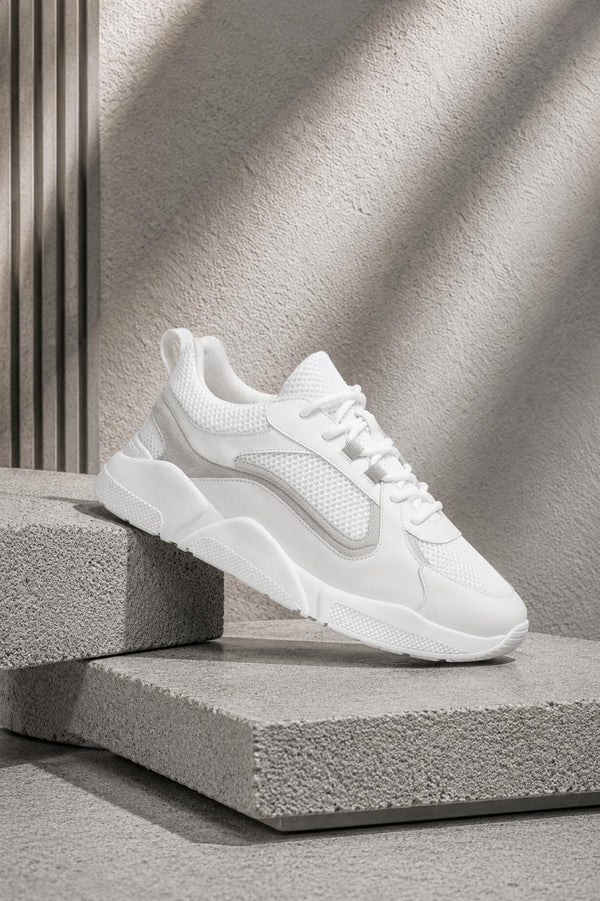 Capo RUNNER Trainer - Triple White