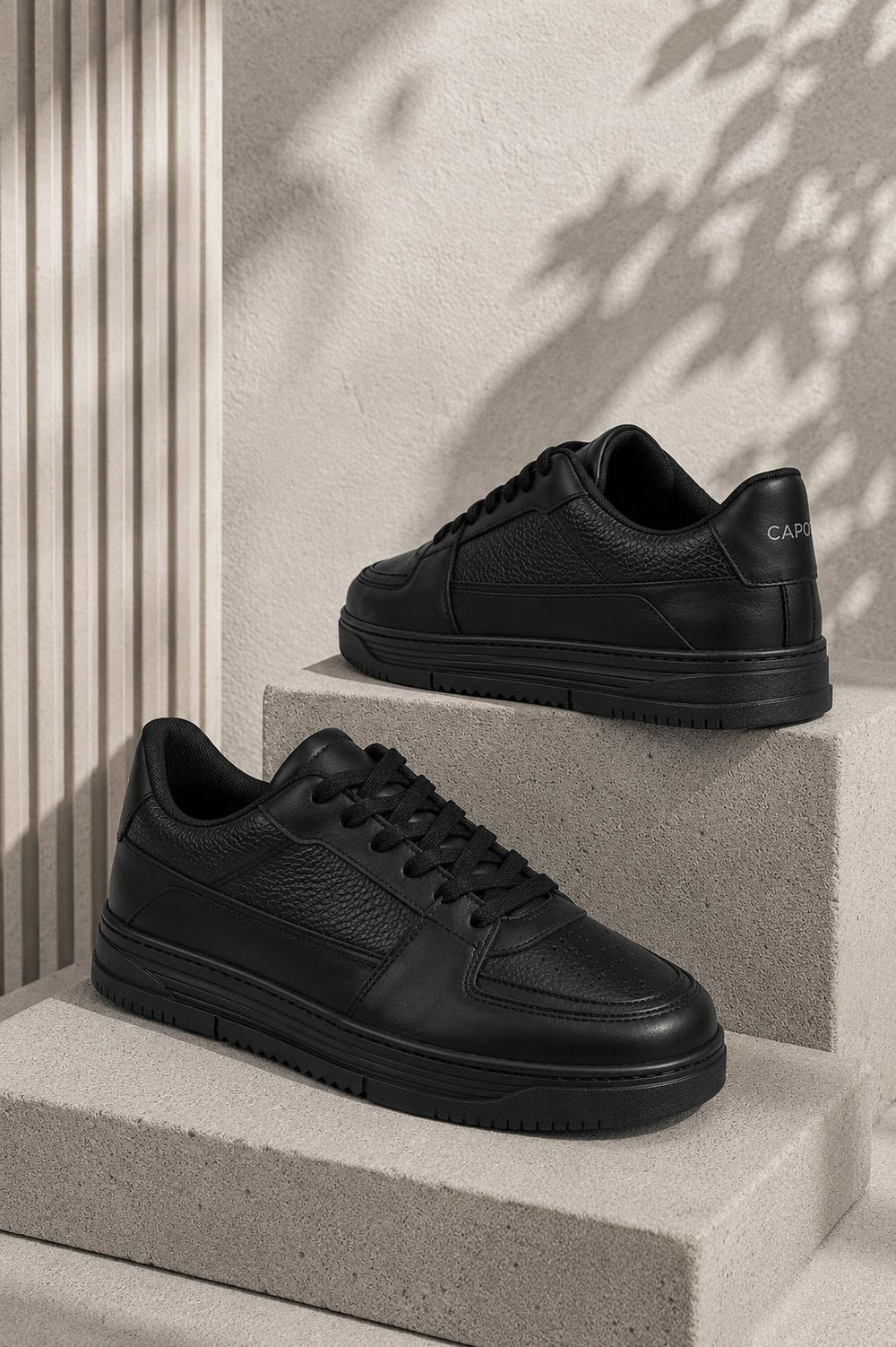 Capo COURT Trainer - Triple Black