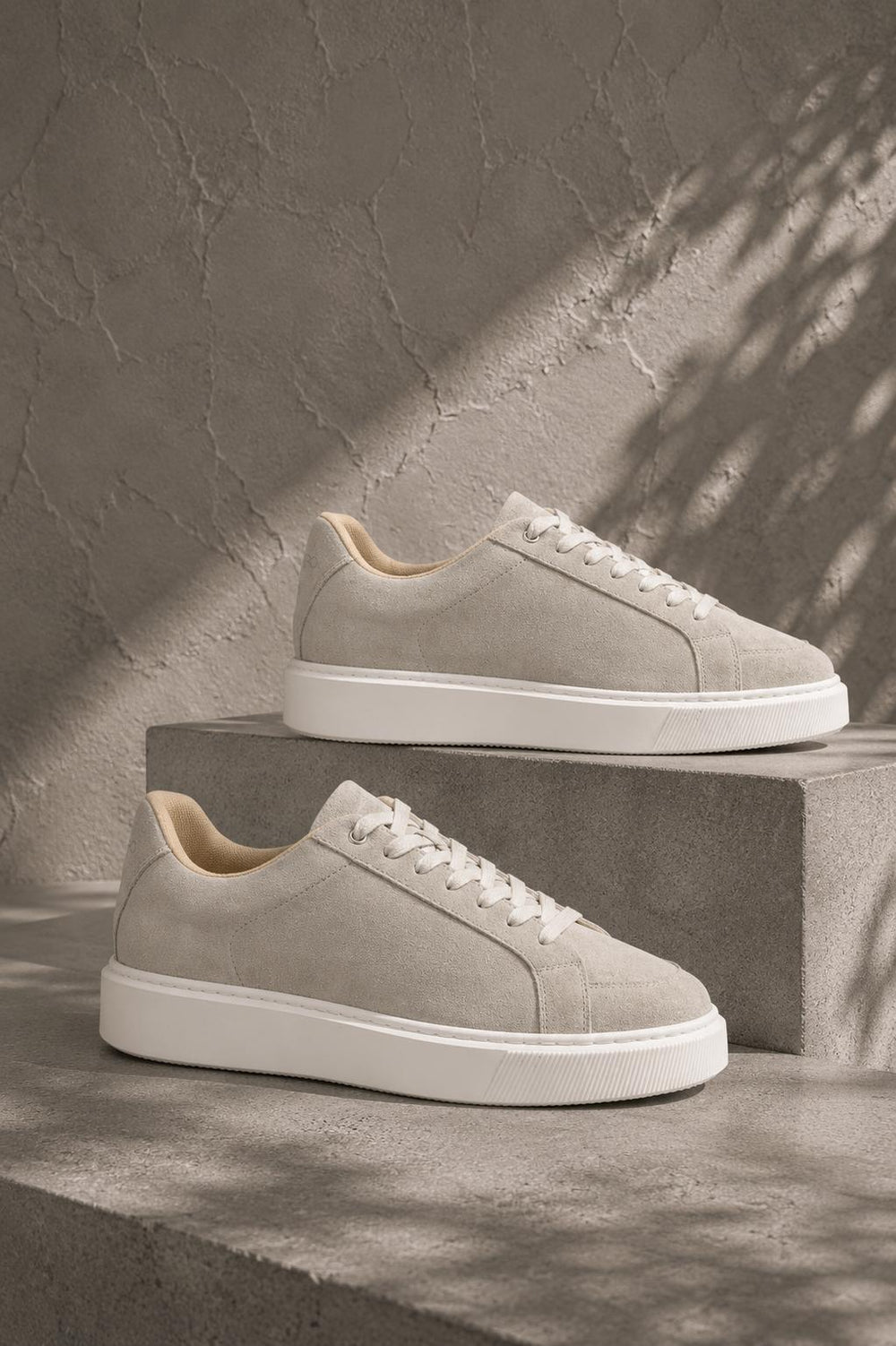 Capo ESSENTIAL Suede Trainer - Stone