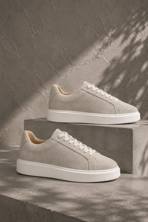 Capo ESSENTIAL Suede Trainer - Stone