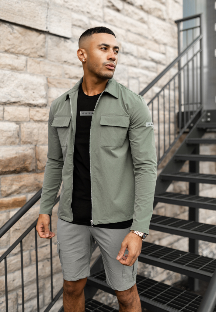 Olive green shorts mens 2025 outfit